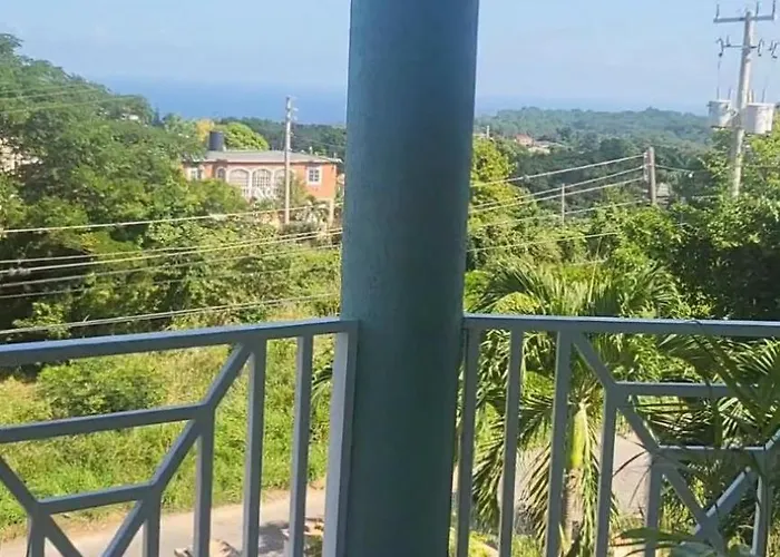 Guest house Bell Air Seaview 4*