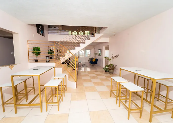 Bell Air Seaview Guest house